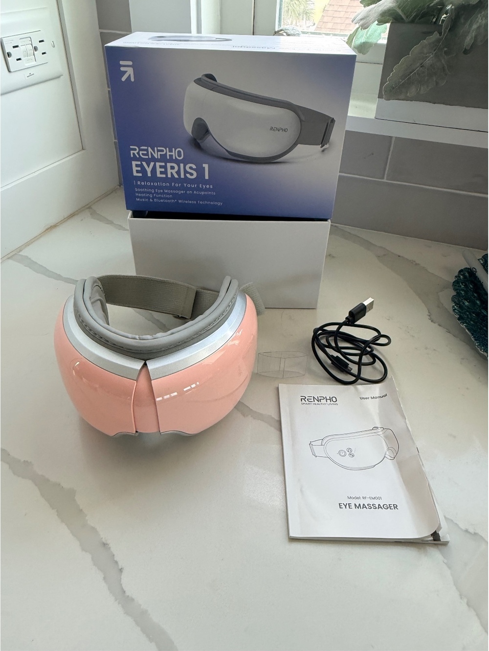 Renpho Eyeris 1 Eye Massager in Pink